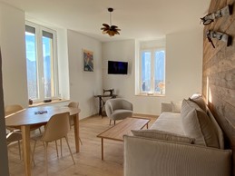 Augustine Saint-Avre (avec spa)