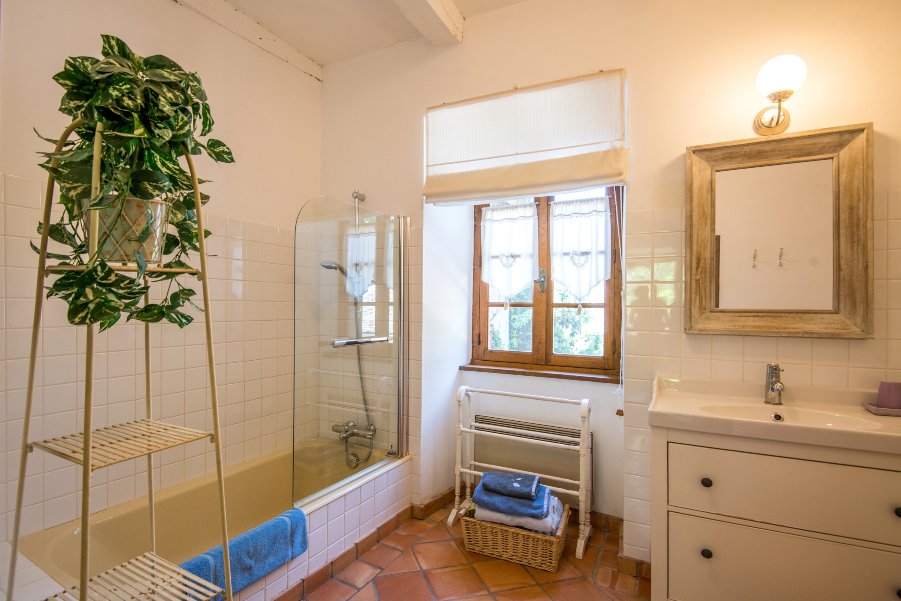 Salle de bain chambre 1er étage