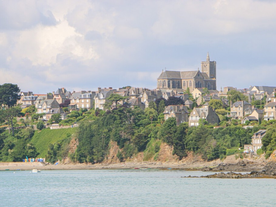 L'Abris des Flots à Cancale
