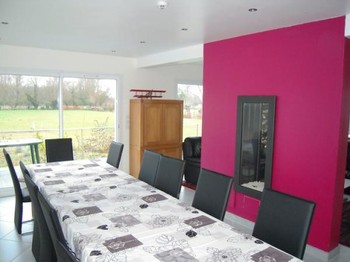 Salle à manger avec cheminée