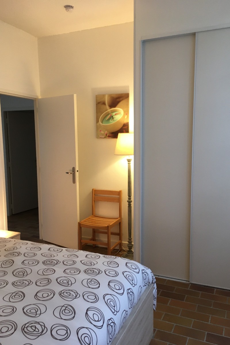 Chambre N°1 avec 1 lit 160cm