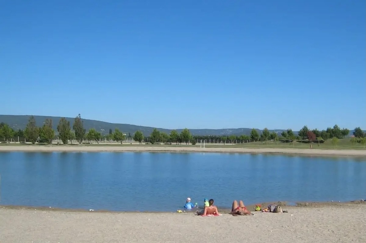 Lake Pignedoré 8 minutes from Le Mas