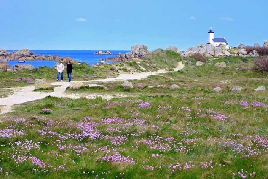 Phare de Pontusval à Brignogan sur la côte des Légendes