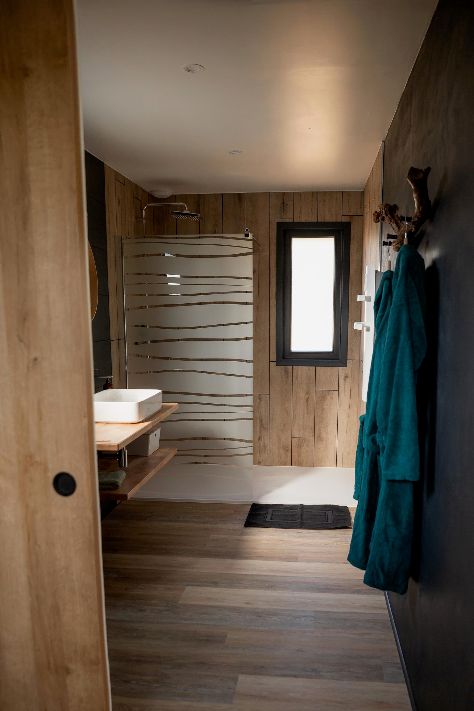 Shower room – Helsinki Lodge, Saint-Léonard, Vosges