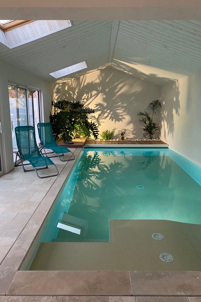 Piscine interieure