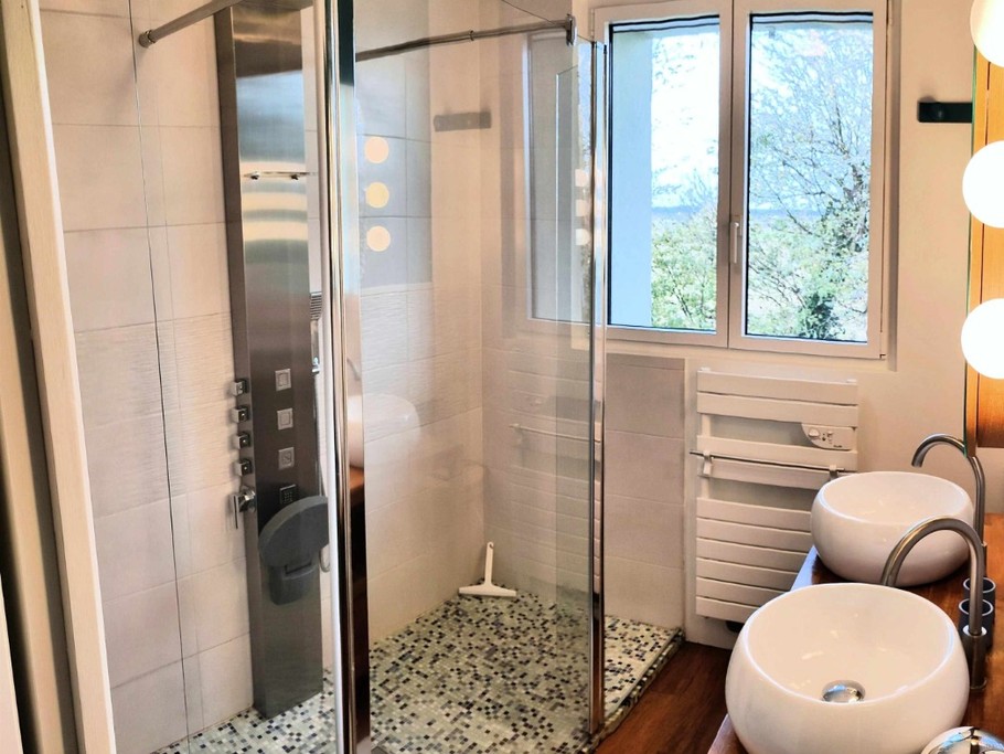 Maison Saint Priest eurexpo saint exupery location saisonnière courte et moyenne durée famille