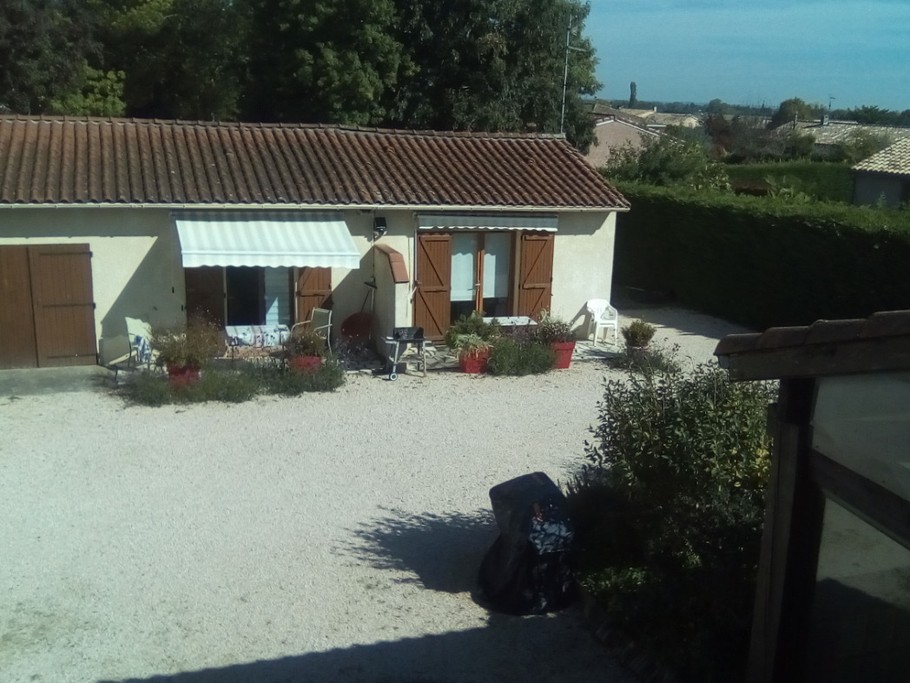 la lavande    ,    le laurier     gite clévacances