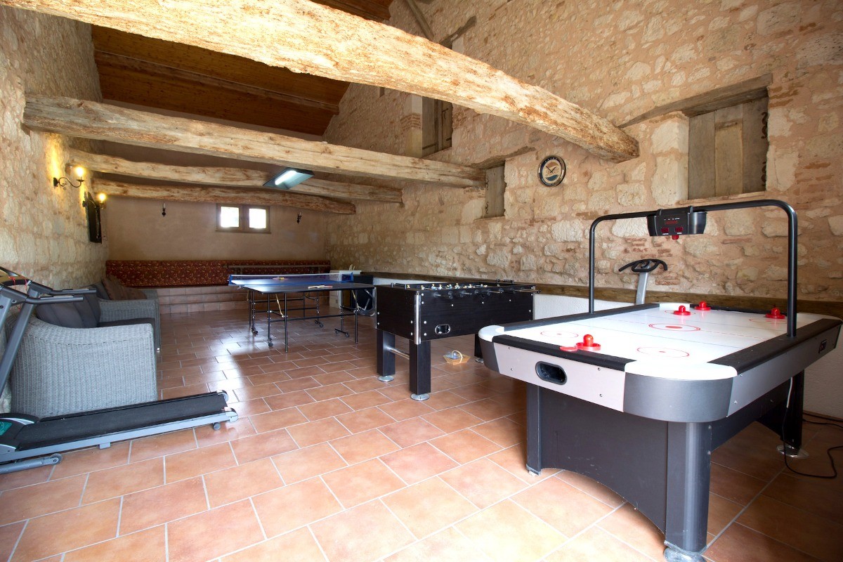 La Farat - Maison de Soleil - Salle de Jeux.