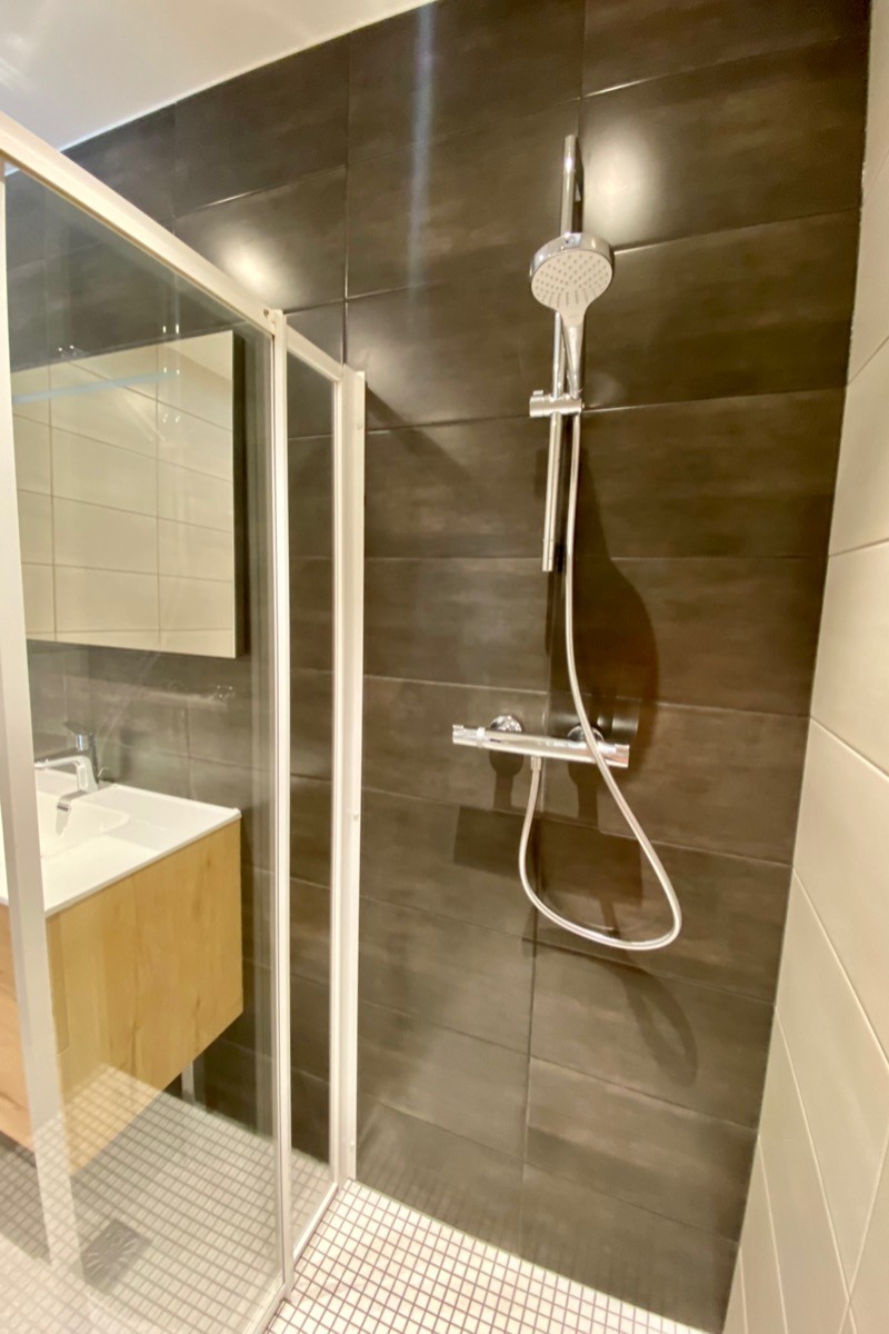Salle d’eau :douche italienne