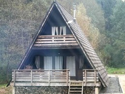 Chalet atypique en A, l'Armorique, en pleine nature dans les Vosges