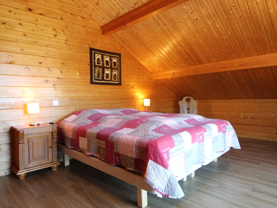 Chambre étage n°1 - Chalet Saint-Maurice-sur-Moselle