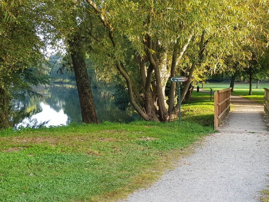 Agréable parc sur la commune de Saint-Pavace
