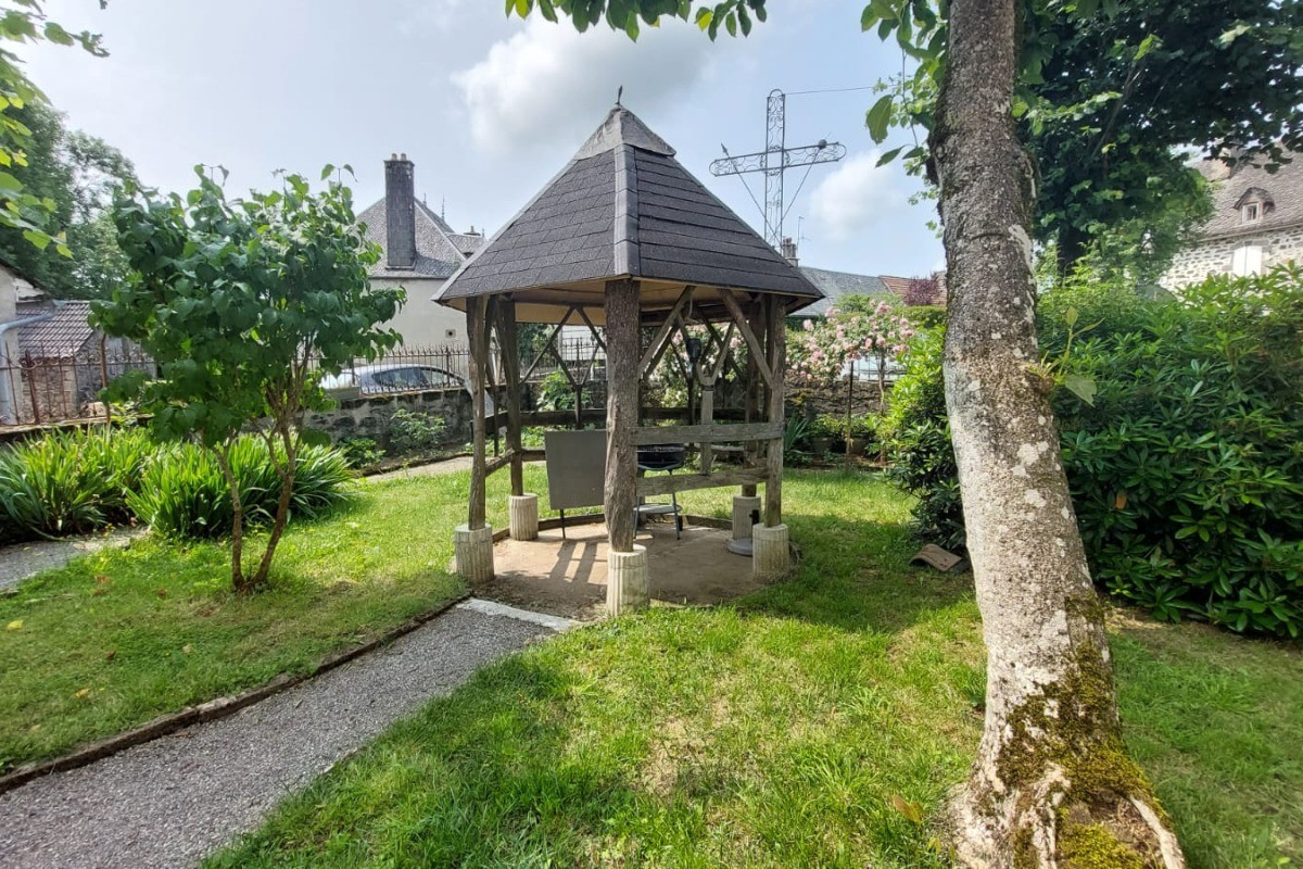 Le jardin entièrement clos