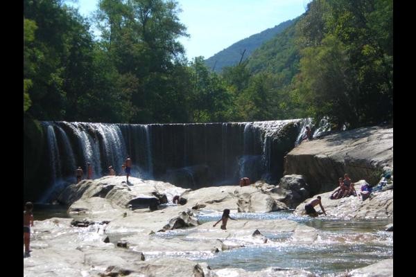 cascades