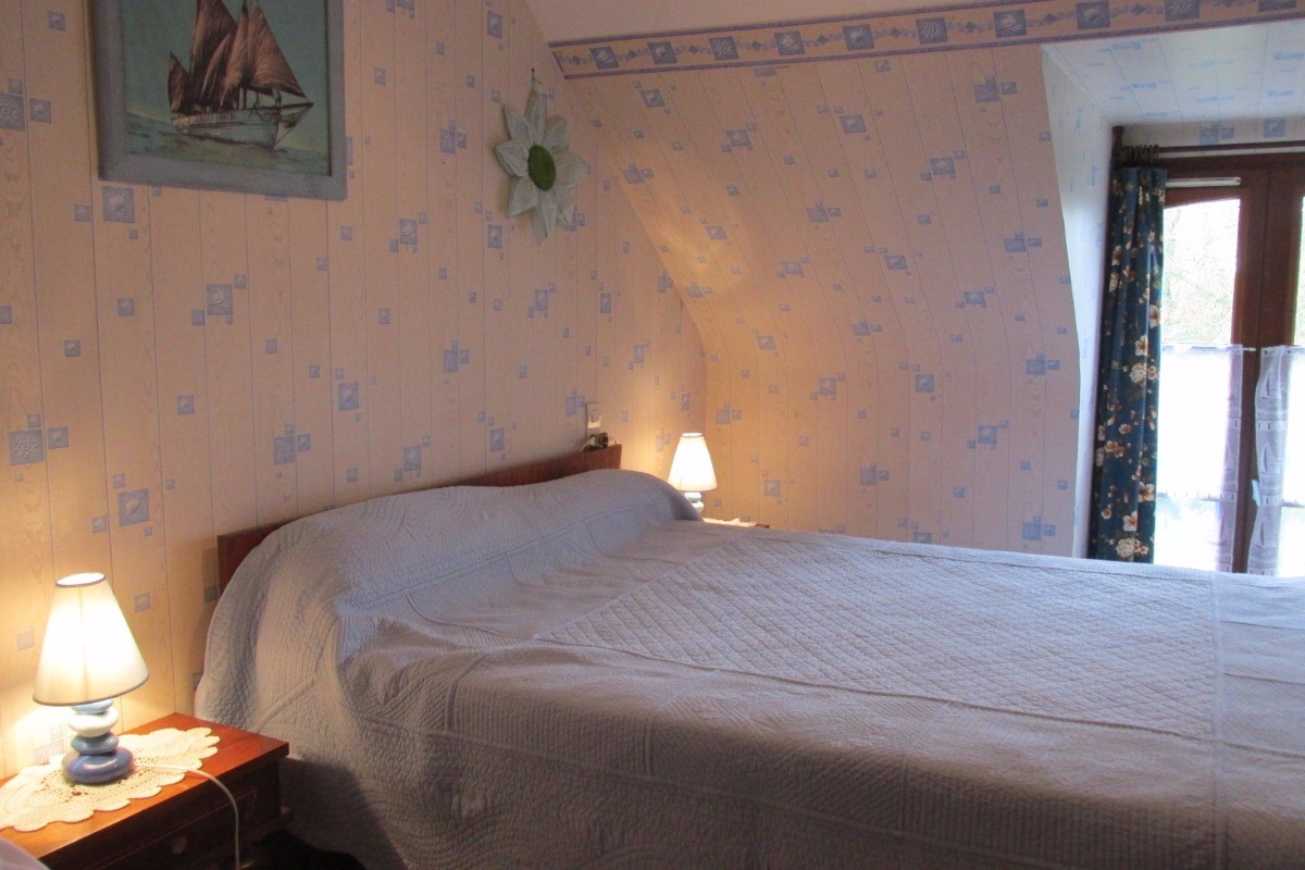 Chambre lit 140