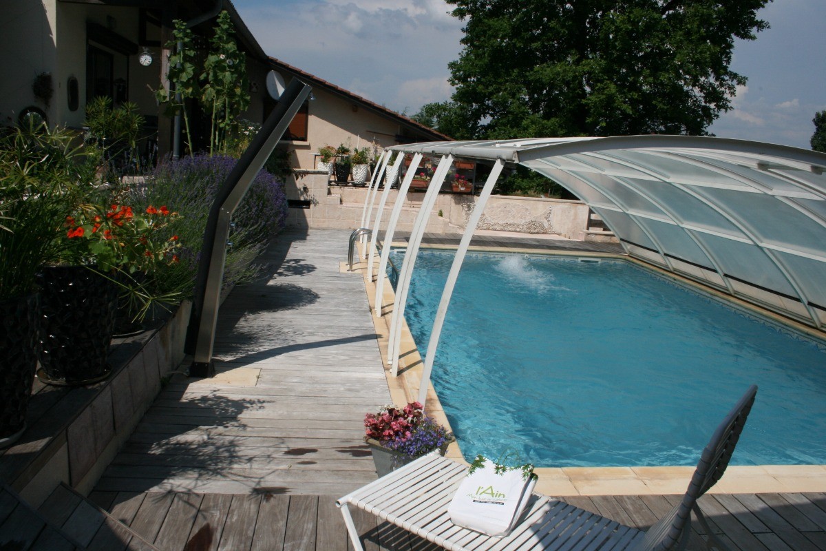 La piscine.