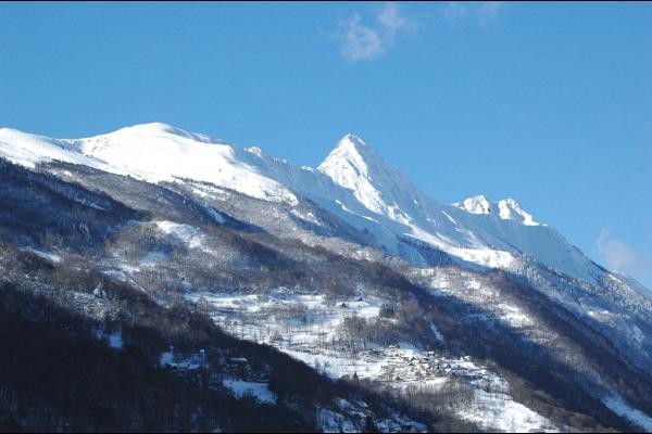 Le Pic du Viscos , vu depuis la location