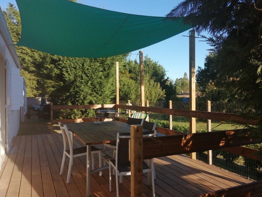 "La Terrasse au Voilage Bleu", pour 6 personnes, accès PMR  à Étaules, près de Royan, Charente maritime