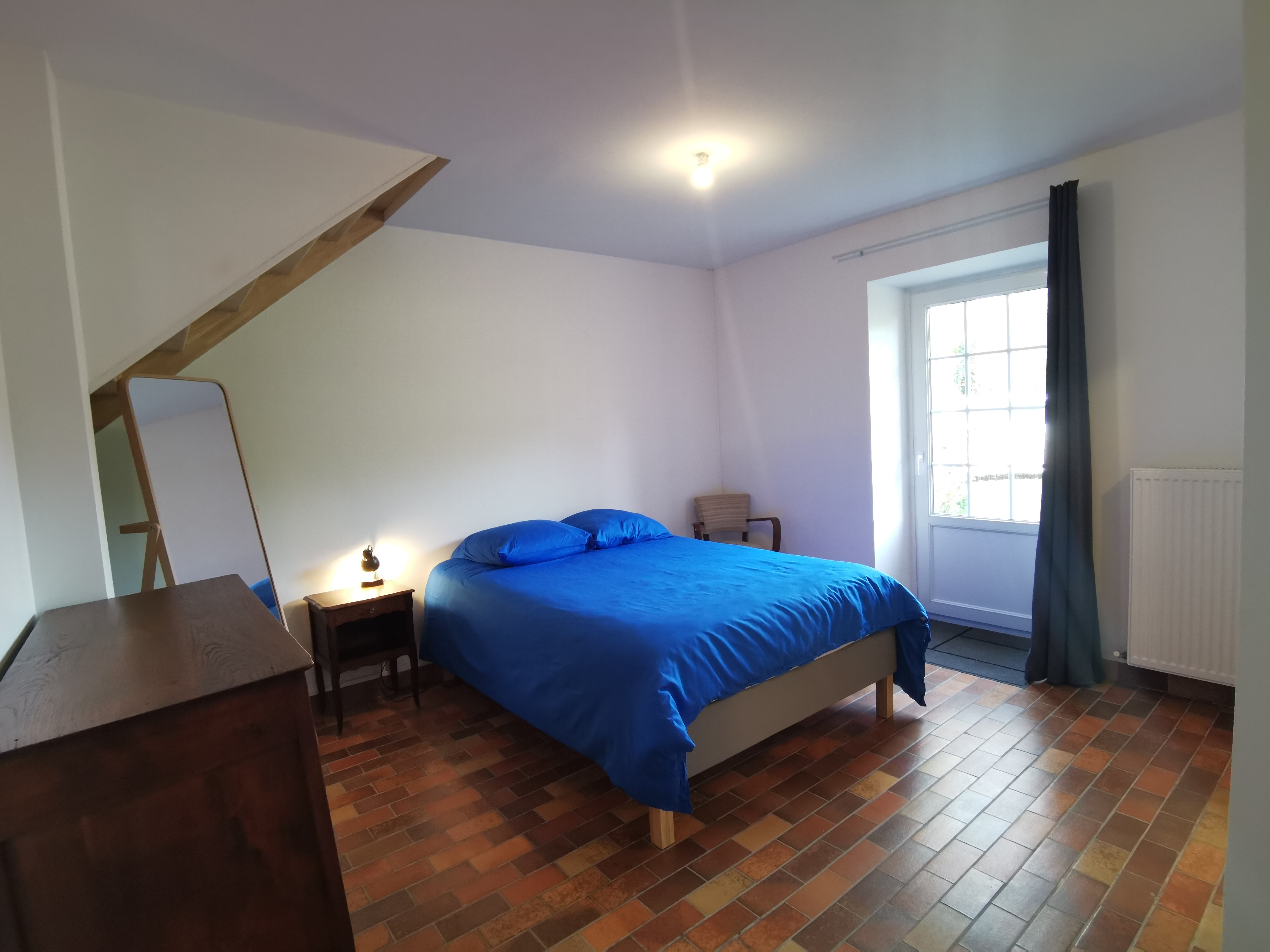 Chambre 4 parentale accès PMR avec sde