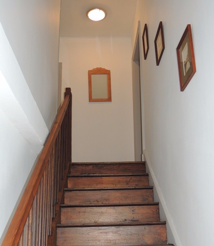 Escalier qui amène aux chambres