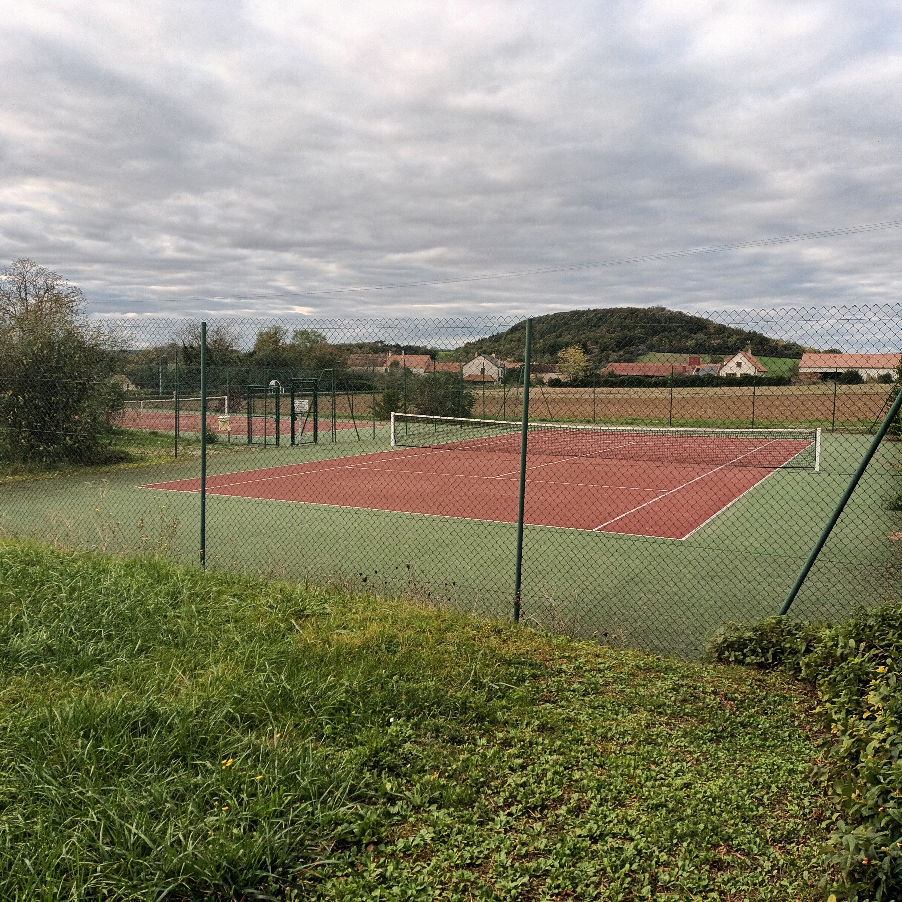 TENNIS