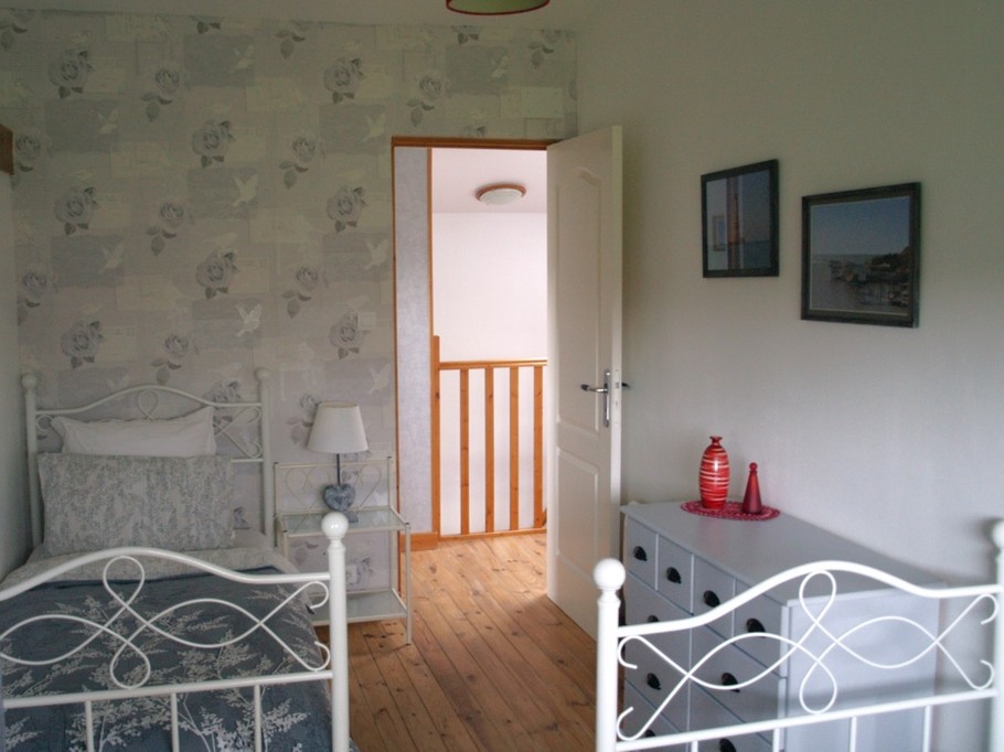 Chambre 2 lits simple