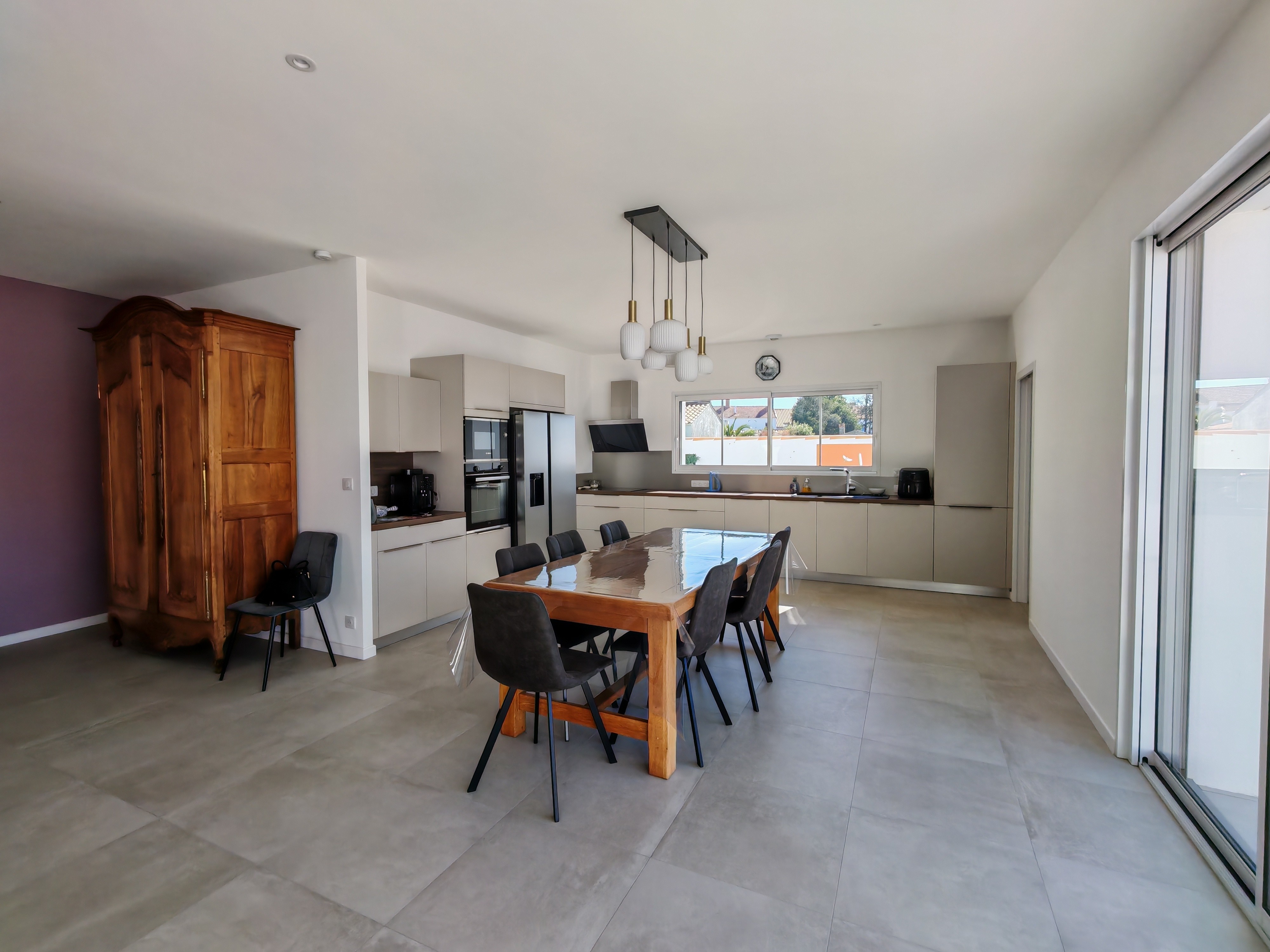Kitchen/living room