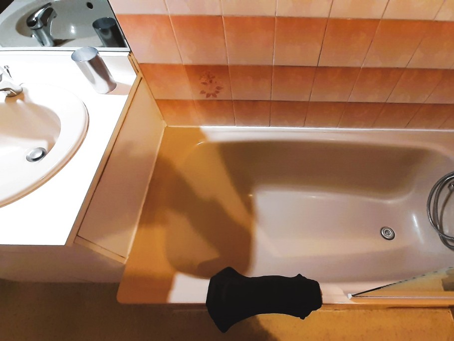 Salle de bains et WC = 1er étage