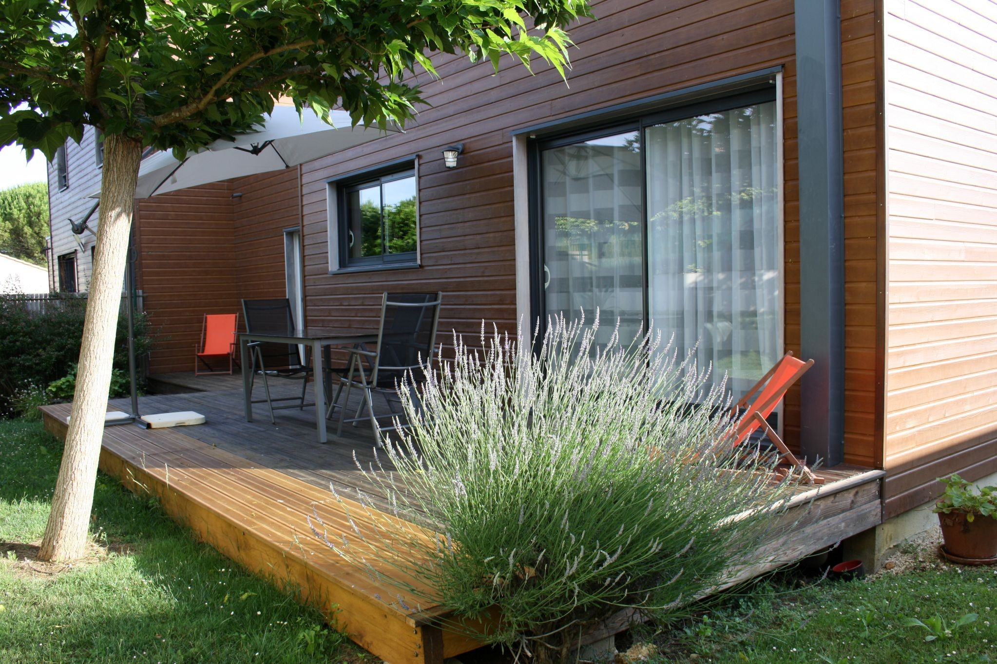 Maison de vacances avec jardin et garage pour 4 à 6 personnes, Angoulême, Charente