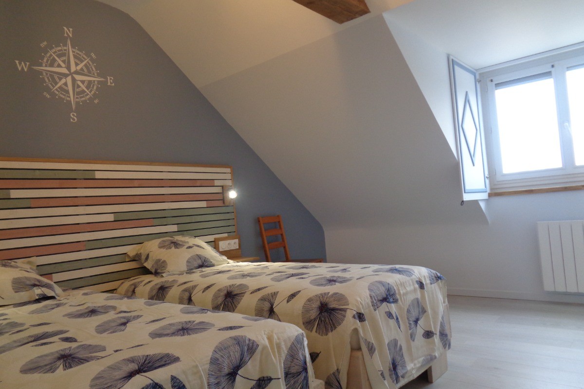 chambre N°3 à l'étage