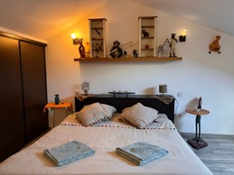 Chambre sur la mezzanine - Appartement La Porte des Vosges - Raon l'Etape