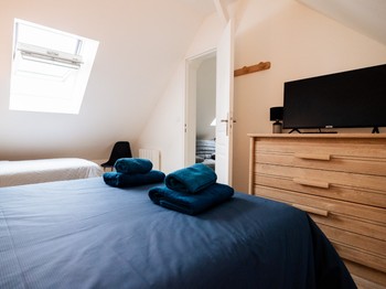 Chambre 2 - 1 lit double 140 cm et 1 lit simple 80 cm