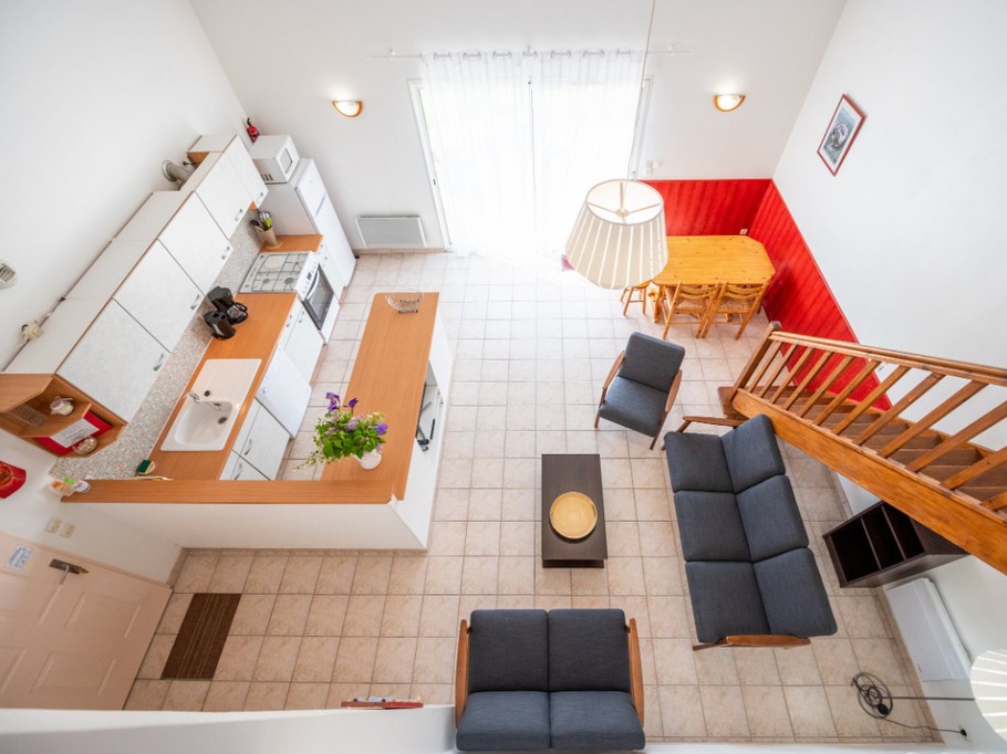 ENSEMBLE VUE DE L'ETAGE