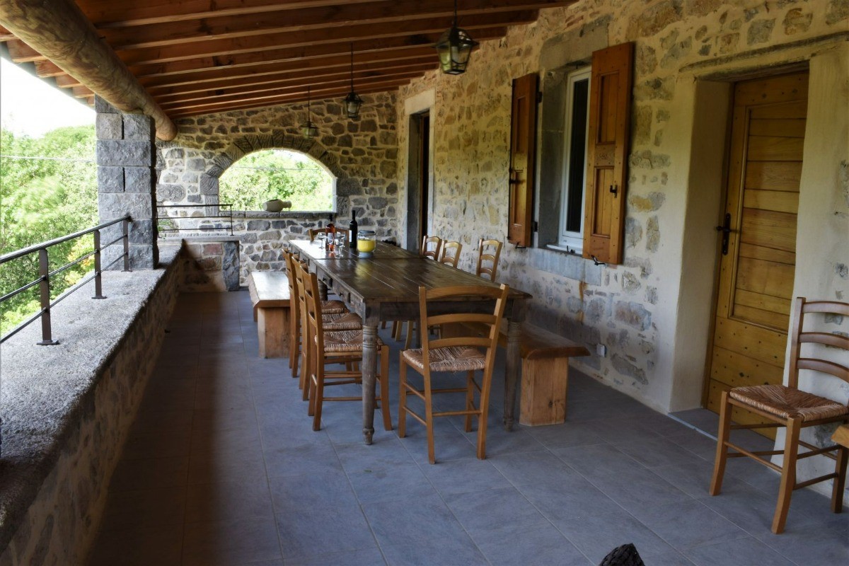 Domaine de Miegessolle - La terrasse couverte
