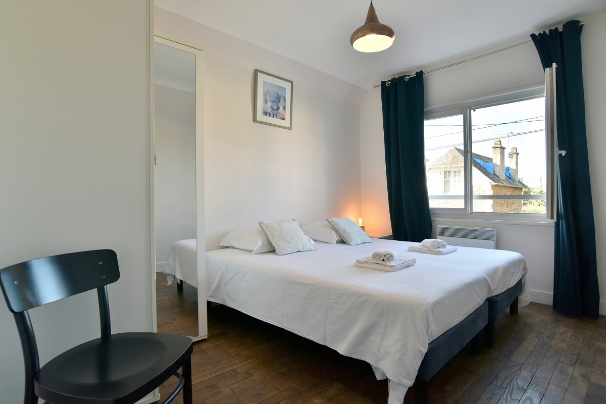 Chambre 1 étage configuration en lit double