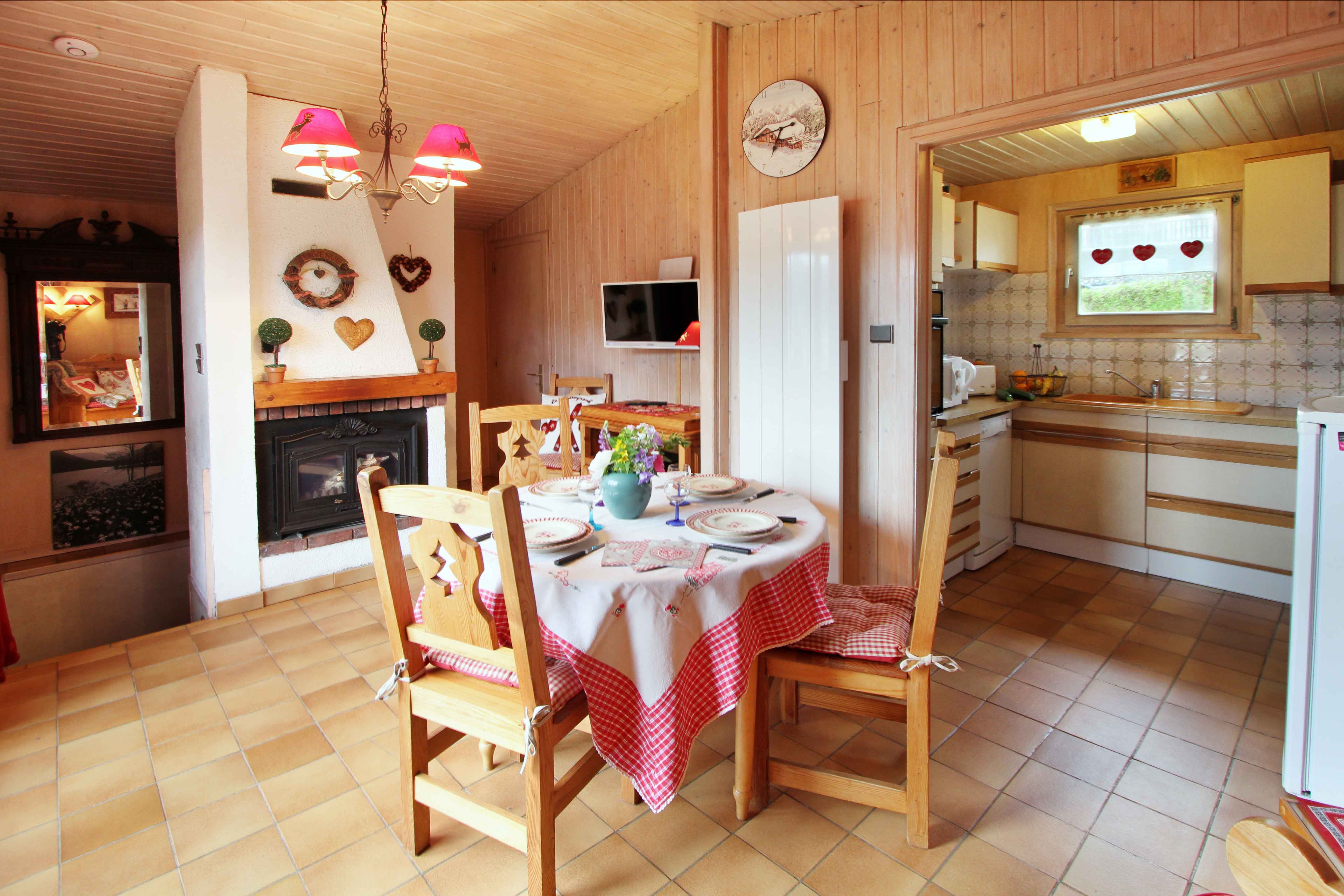 Espace repas / cuisine - Chalet Nid Douillet