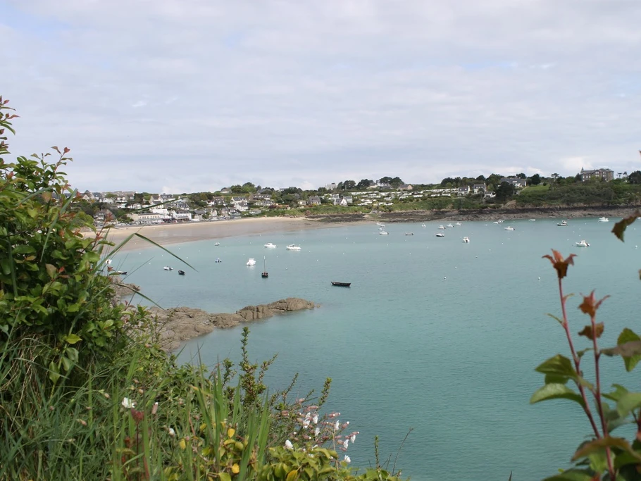 Port Mer vu du sentier côtier
