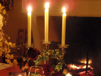 Ambiance chaleureuse et délicate, pour une soirée en amoureux...