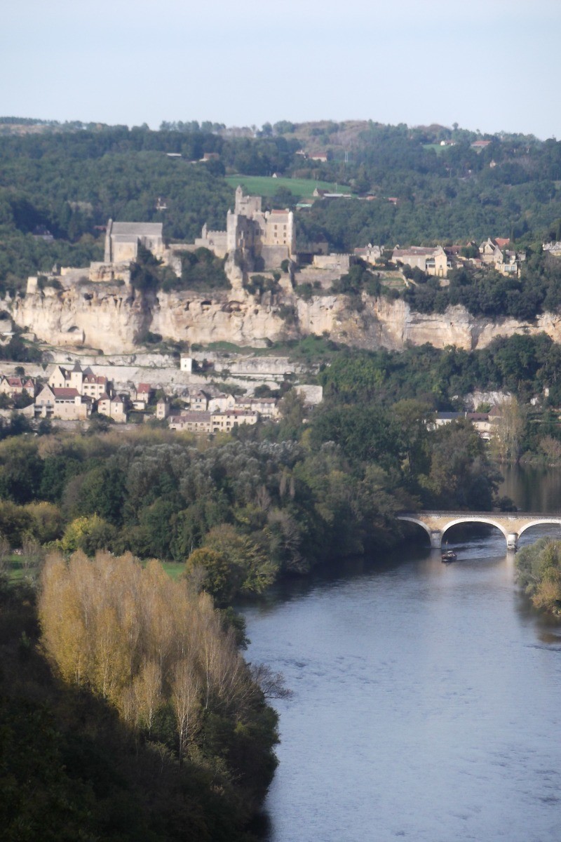 chateau de Beynac( 6 kms)