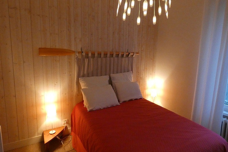 chambre avec lit 140 cm