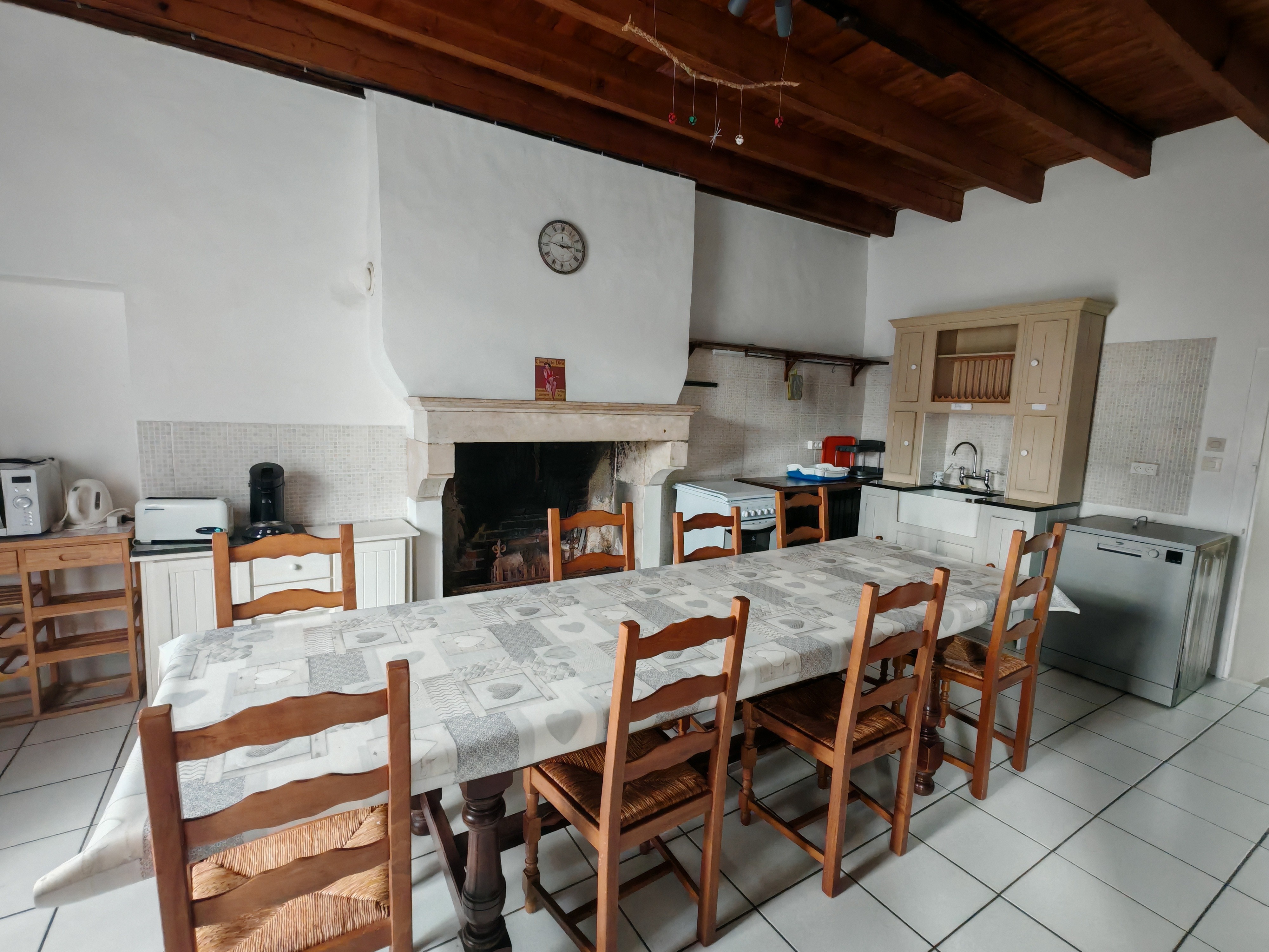 Kitchen - Dining room
