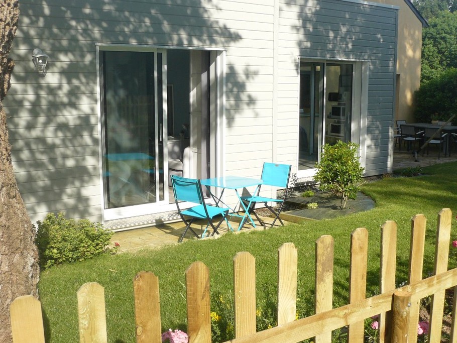 Terrasse en accès directe de la chambre "Brest"