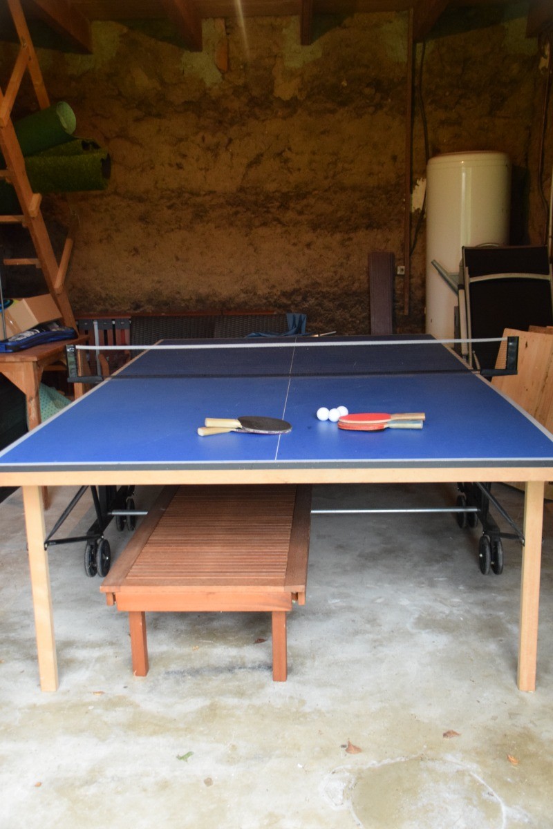 table de ping-pong dans garage - Clévacances