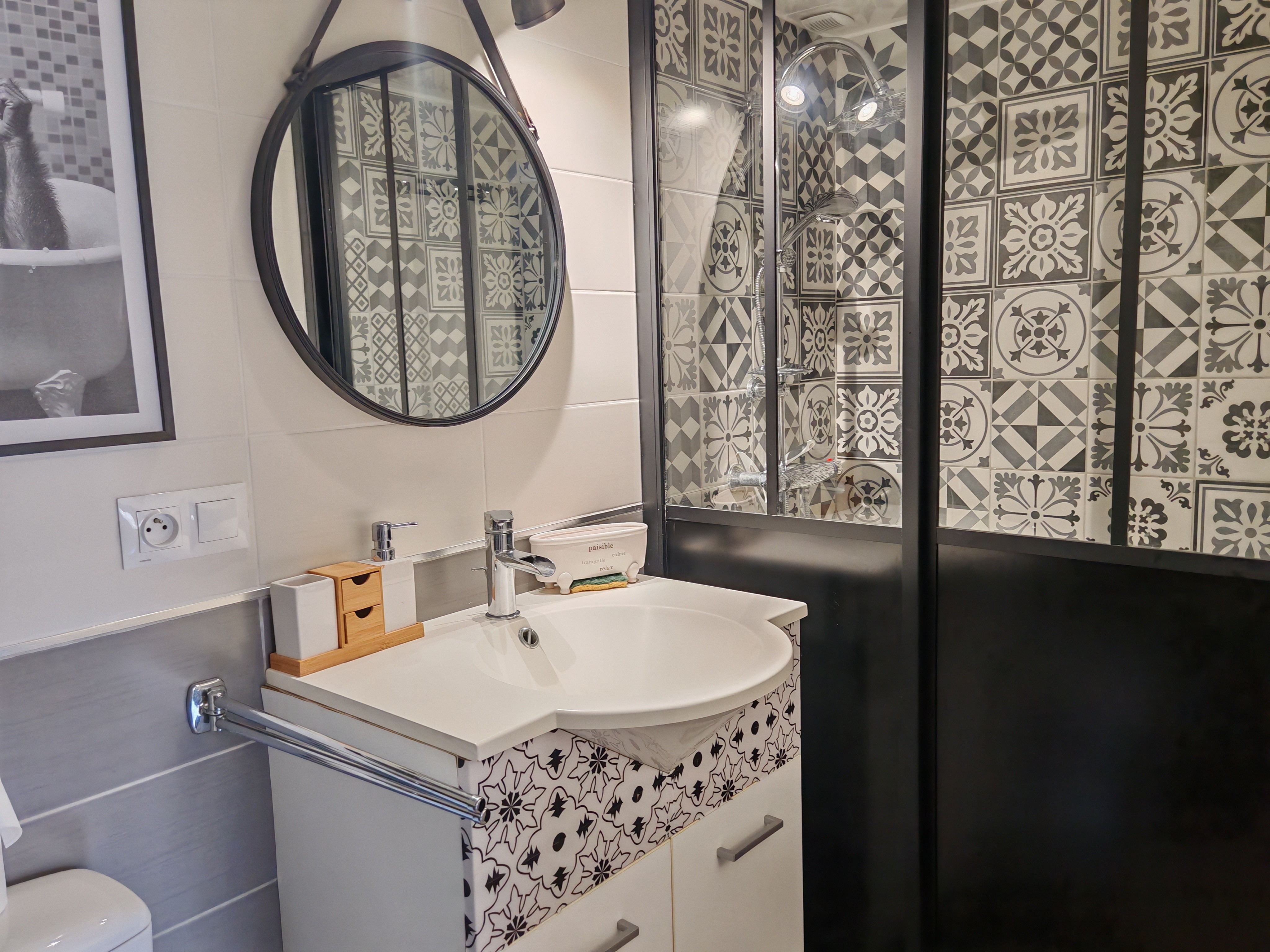 Ground-floor shower room