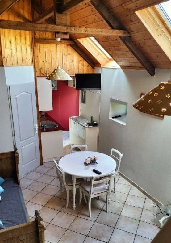 La cabane à bois, pèce de vie.