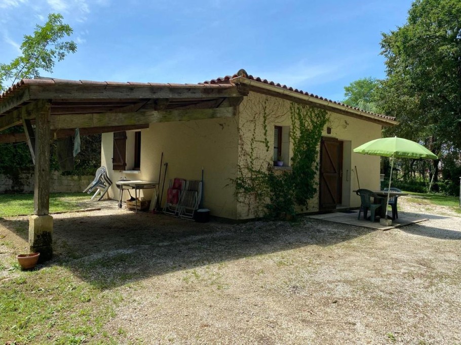 Gîte avec Terrasse ensoleillée
