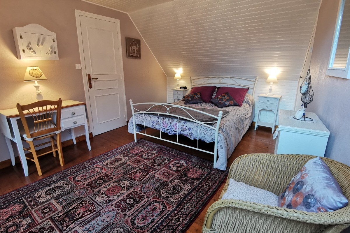 Chambre 1 avec 1 lit 140