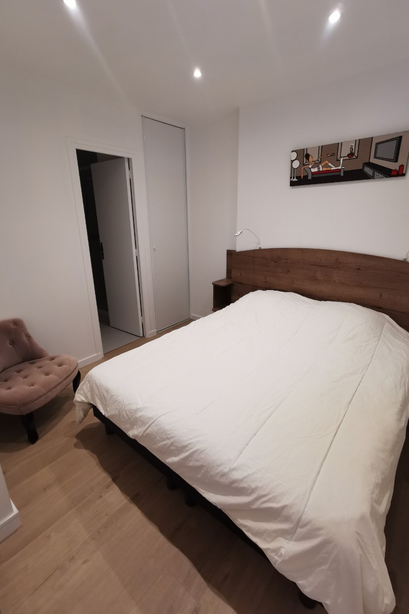 Chambre avec placard