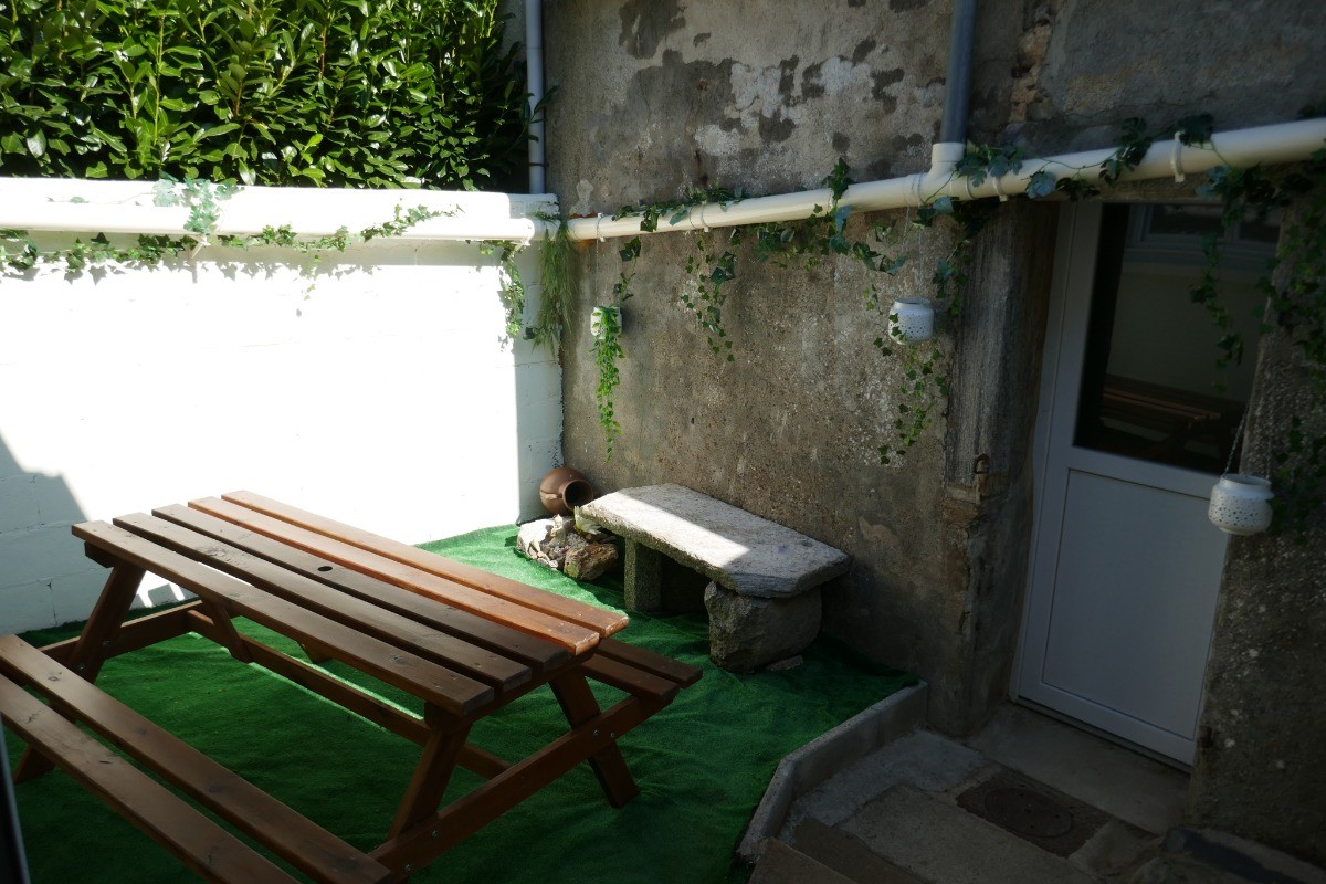 Cour extérieure pour les locataires