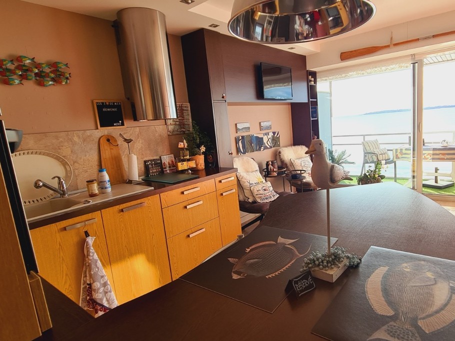 ESPACE REPAS -OU COWORKING Wi-FI FIBRE